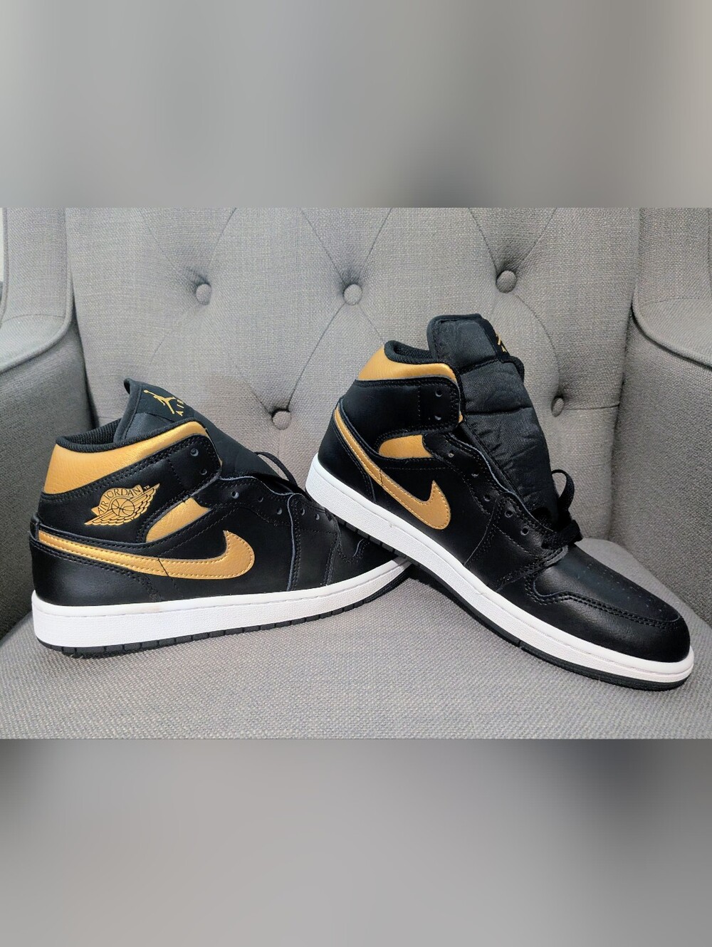 Nike Air Jordan One - Mids Sneakers in Black & Metallic Gold - Men's Size 9